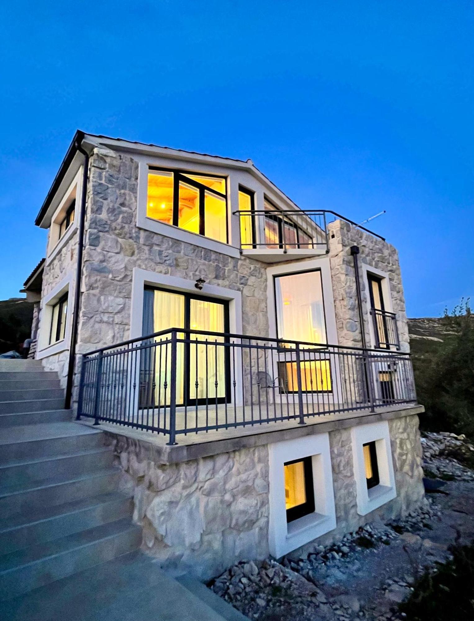 Villa Bepina, Surrounded By Sea, Olive, Vineyard Kaštel Novi Exterior foto