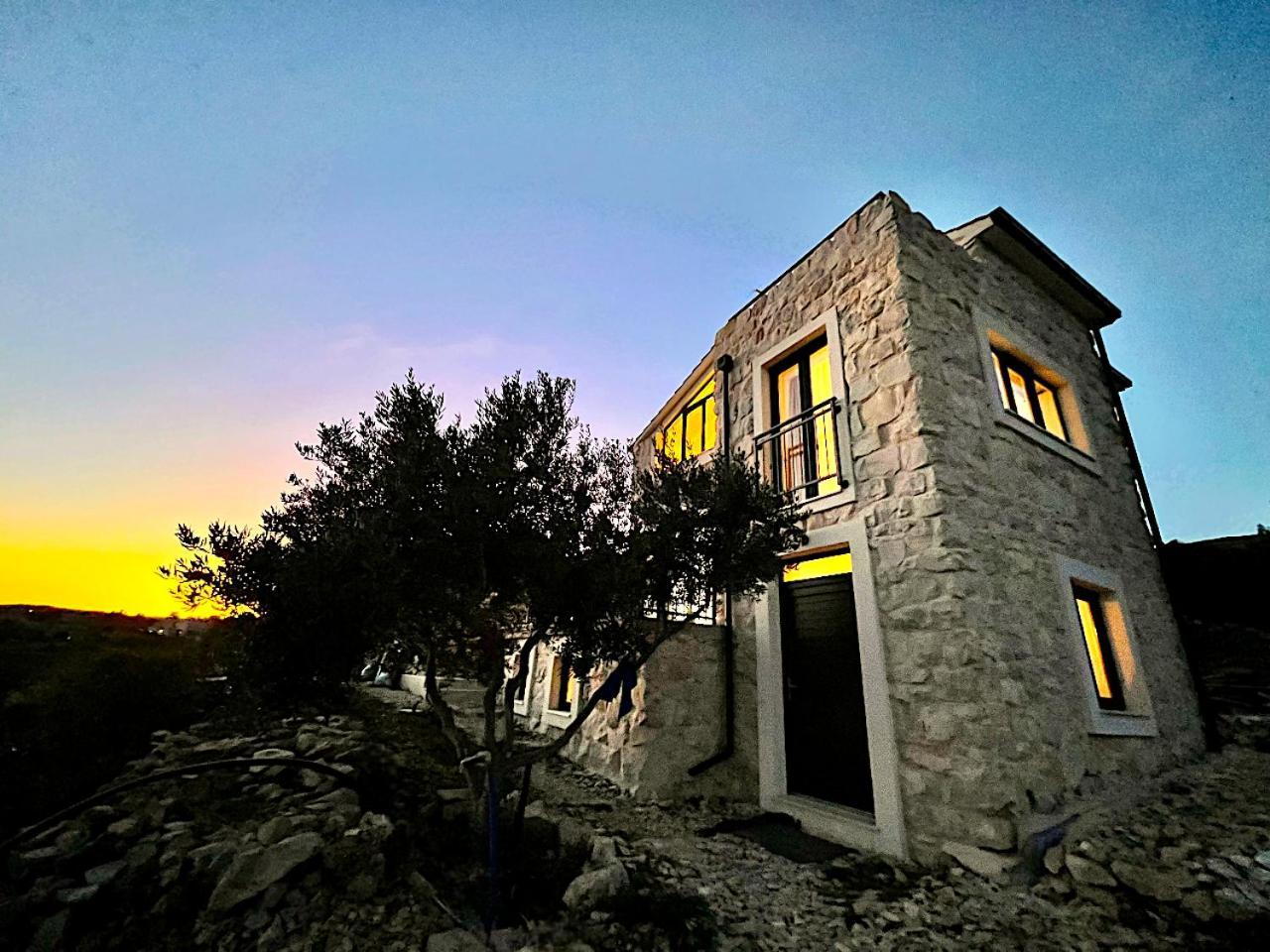 Villa Bepina, Surrounded By Sea, Olive, Vineyard Kaštel Novi Exterior foto