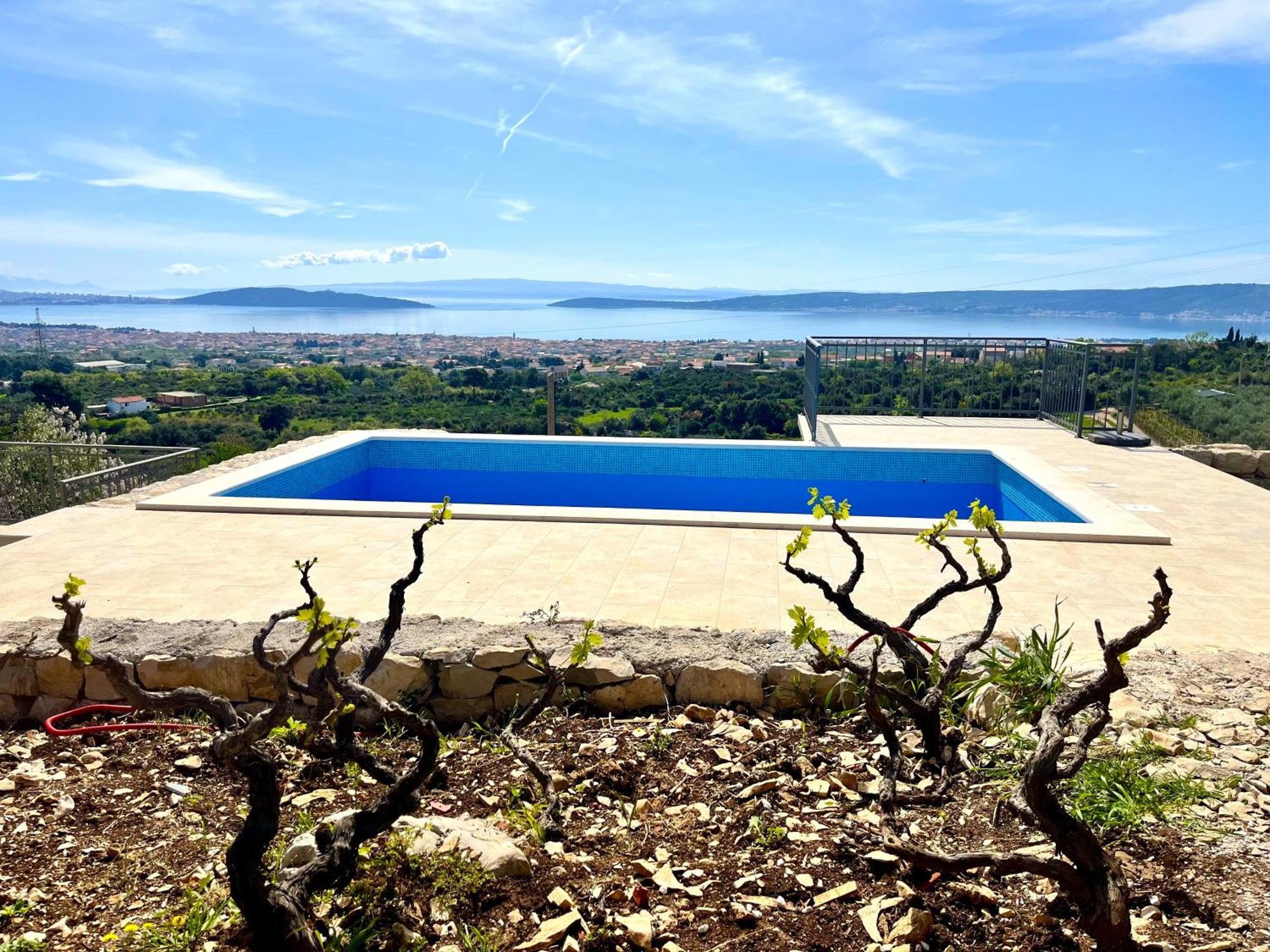Villa Bepina, Surrounded By Sea, Olive, Vineyard Kaštel Novi Exterior foto