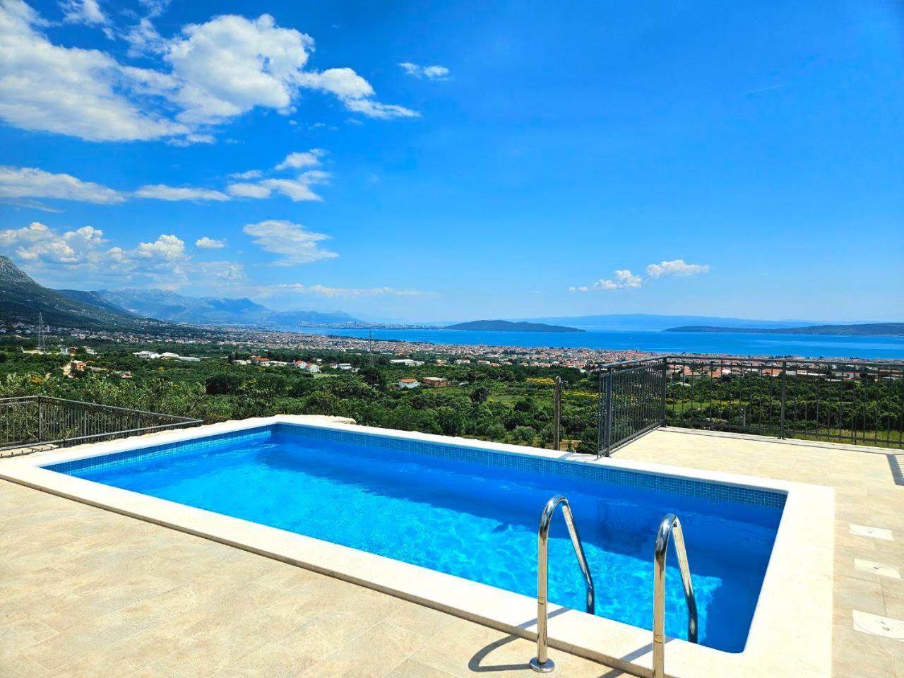 Villa Bepina, Surrounded By Sea, Olive, Vineyard Kaštel Novi Exterior foto