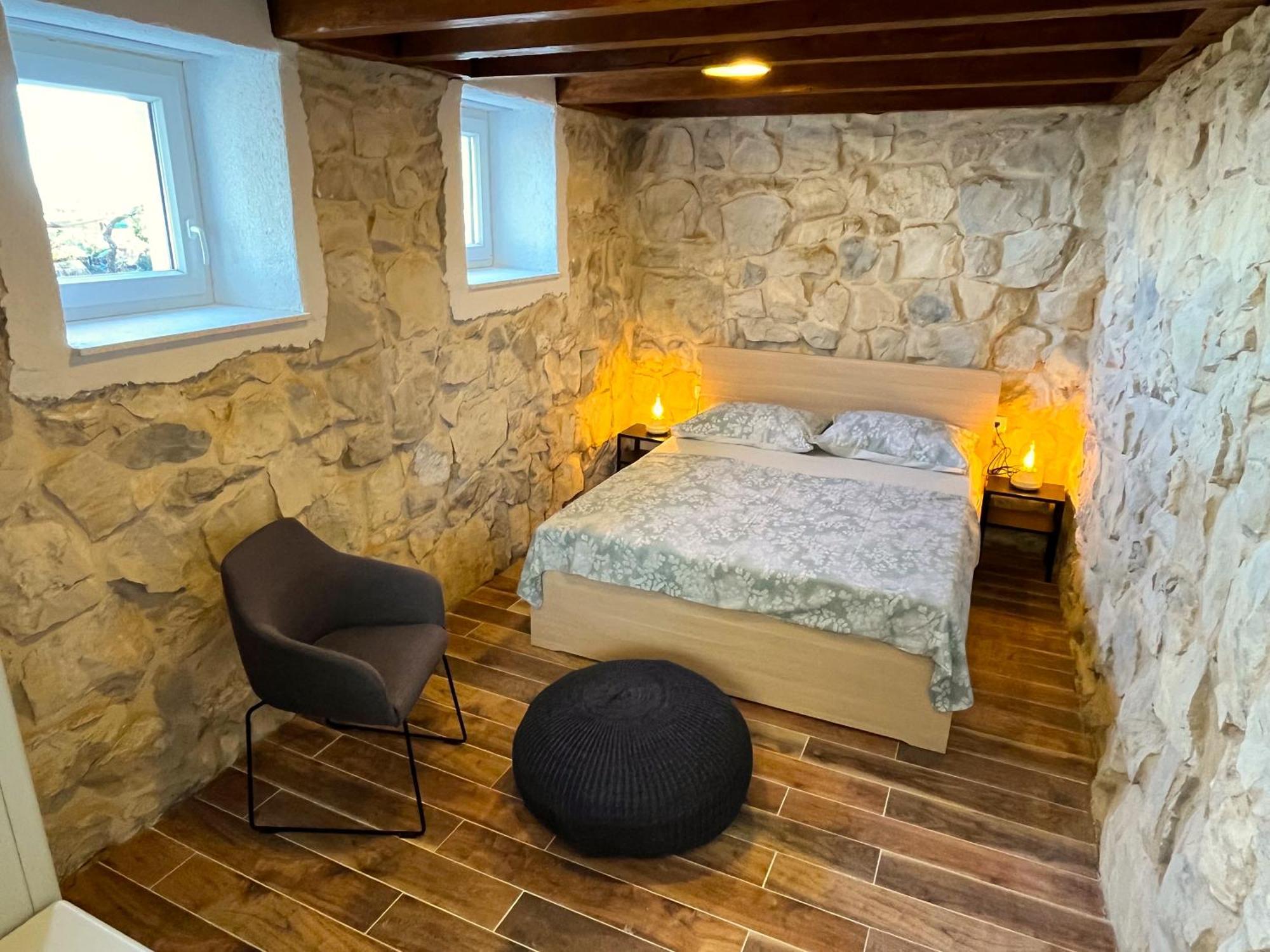 Villa Bepina, Surrounded By Sea, Olive, Vineyard Kaštel Novi Exterior foto